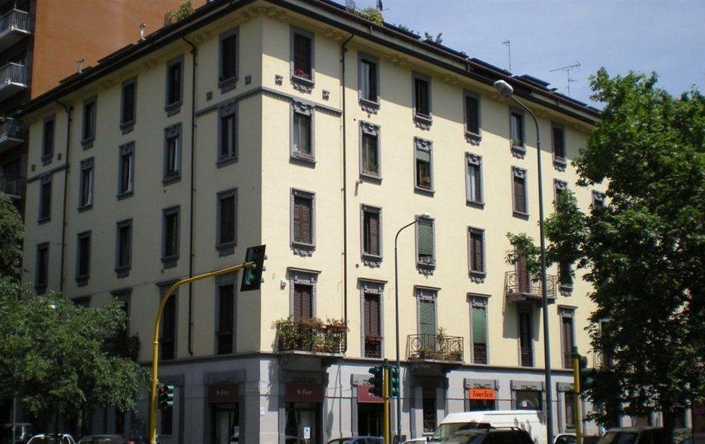 Fiera Milano Apartments Cenisio Bagian luar foto