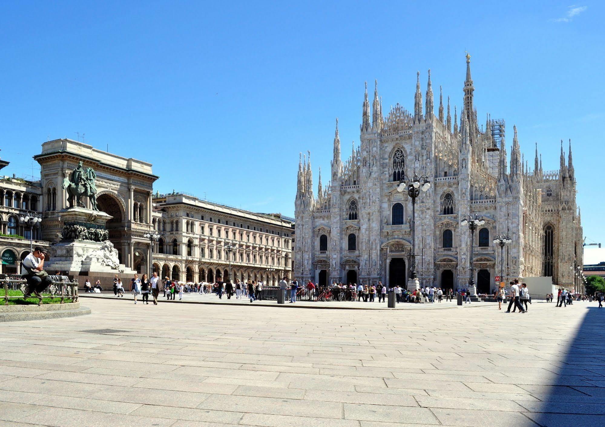 Fiera Milano Apartments Cenisio Bagian luar foto